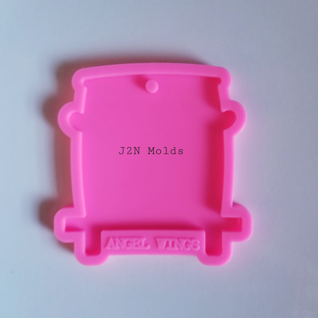 Shiny bus mold