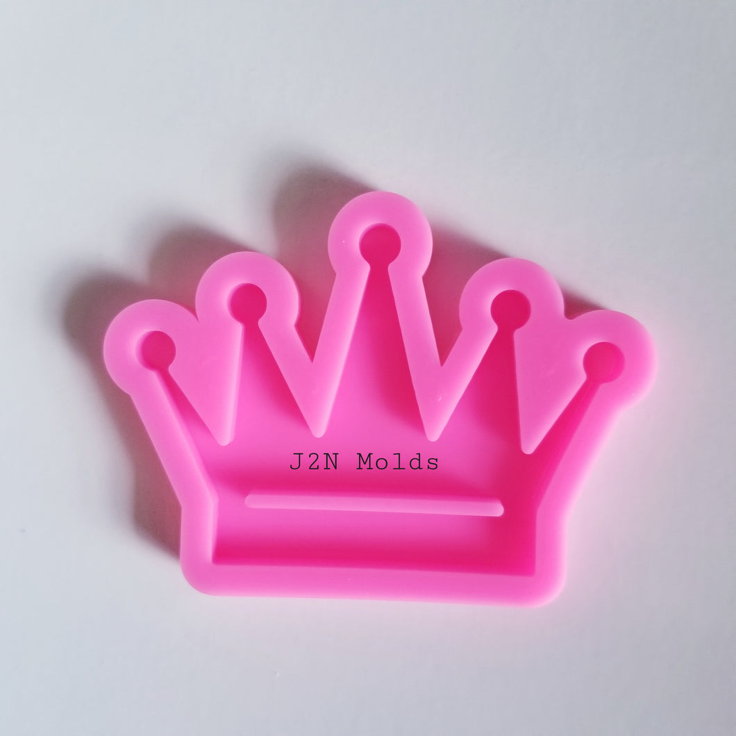 Shiny crown mold