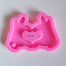 Load image into Gallery viewer, Shiny hands with heart keychain mold
