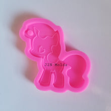 Load image into Gallery viewer, Shiny little pony keychain mold
