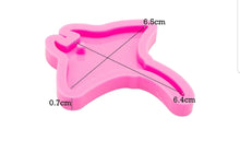 Load image into Gallery viewer, Shiny Stingray keychain mold
