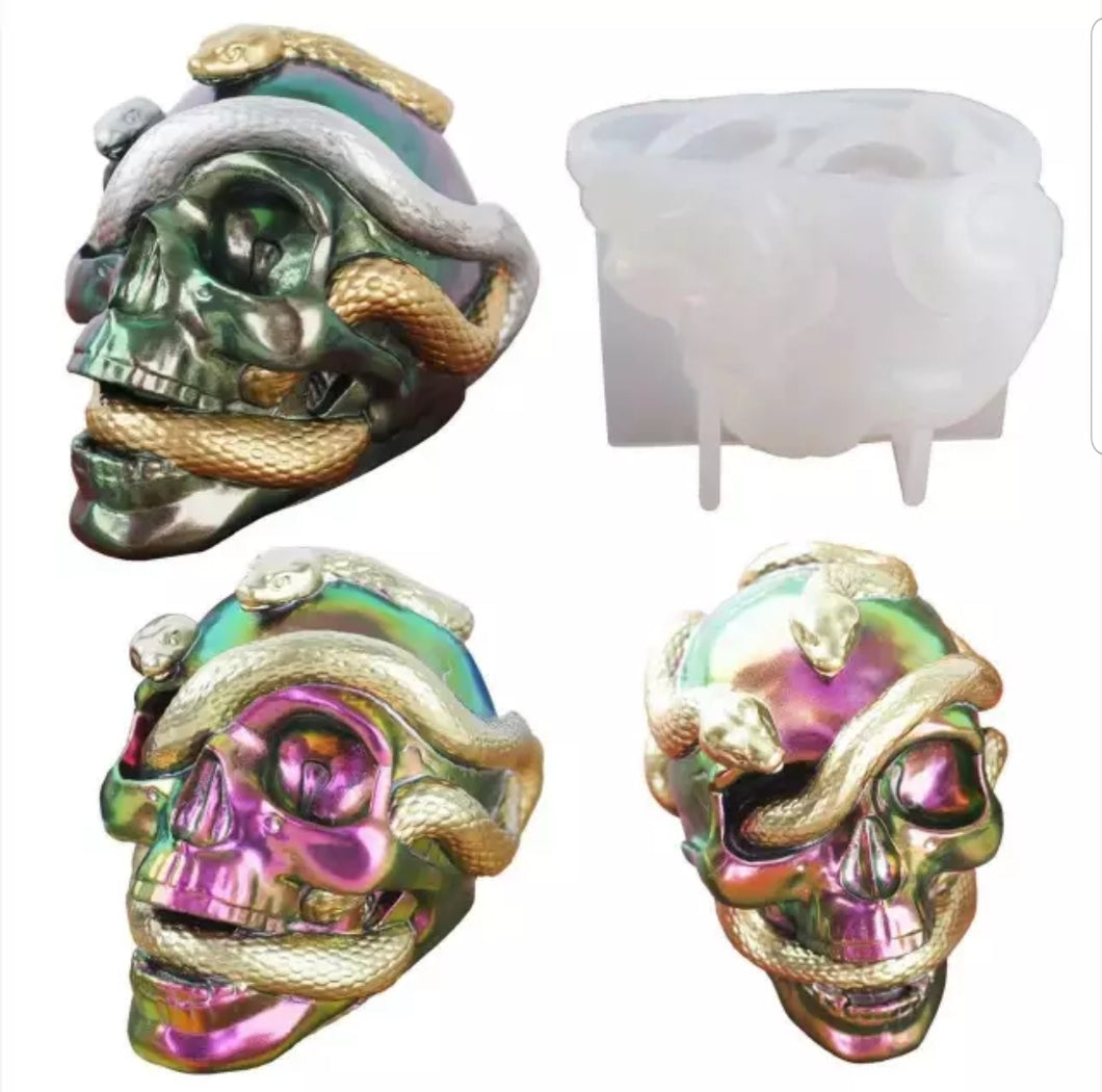 Snake skull mold