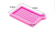 Load image into Gallery viewer, Shiny Flag Keychain Mold
